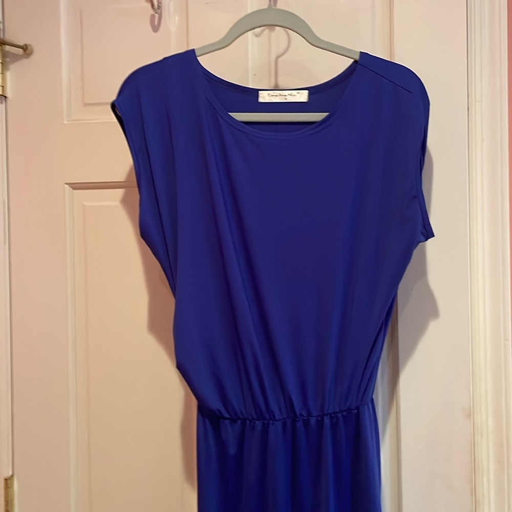 Blue dress long form fitting it's washable its fabric has Lycra in it.